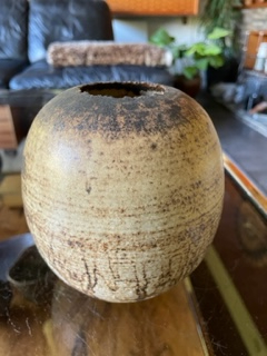  Studio Pottery Vase With K Mark Img_9319