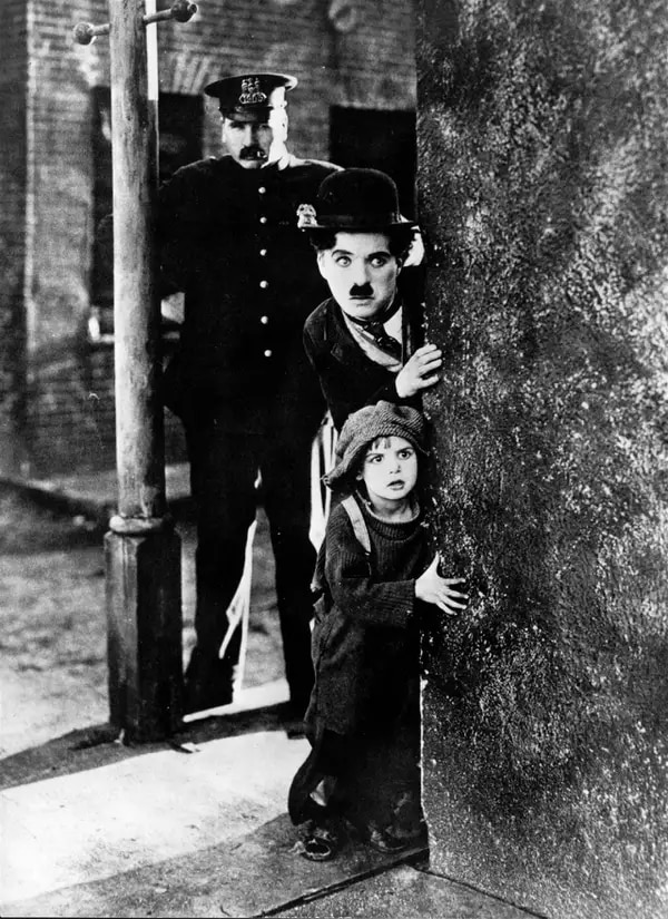 ¿Quién robó el cadáver de Charles Chaplin? Lwgkqf10