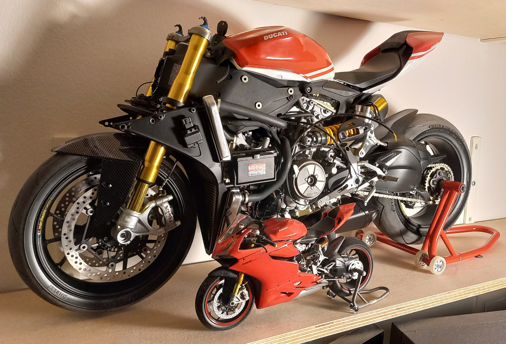 Pocher Ducati Panigale Anniversario 1:4 gebaut von yf - Seite 6 20230339