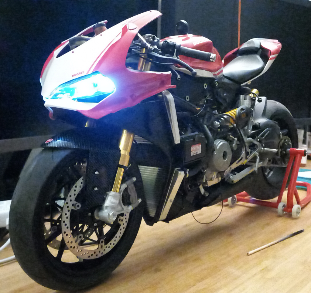 Pocher Ducati Panigale Anniversario 1:4 gebaut von yf - Seite 7 20230436