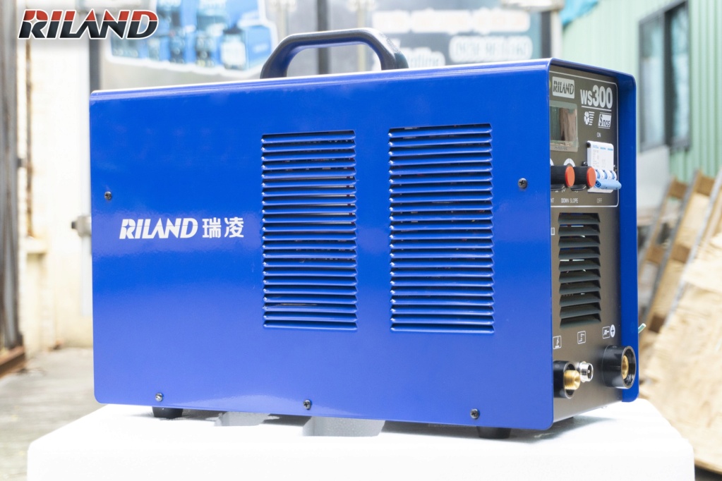 Máy Hàn TIG WS 300S Của RILAND Đang Khá Hot Trên Thị Trường Ws_30011