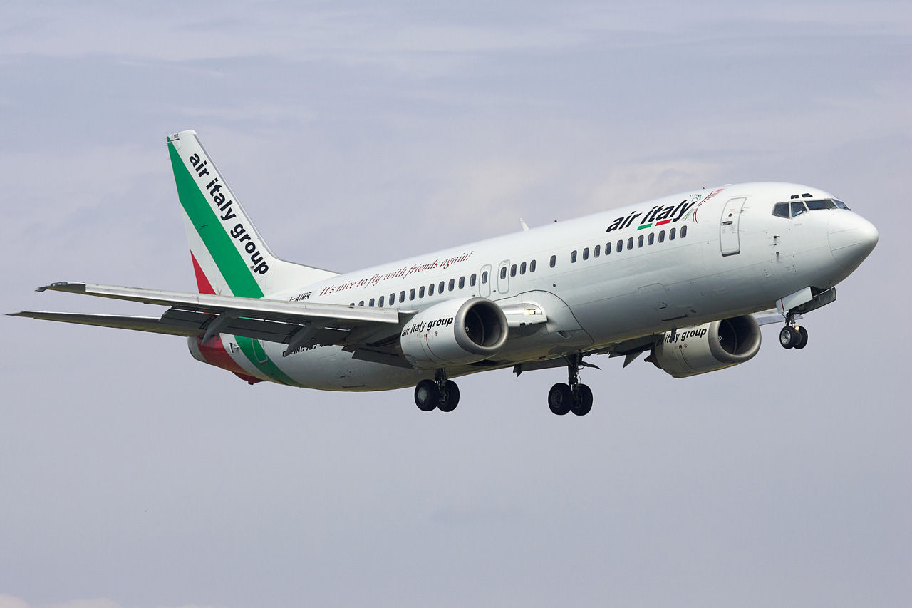 [21/05/2011] Boeing 737-400 Air Italy I-AIMR Jp0r8816