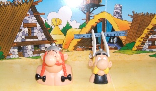 ma collection astérix  - Page 4 2_bust10