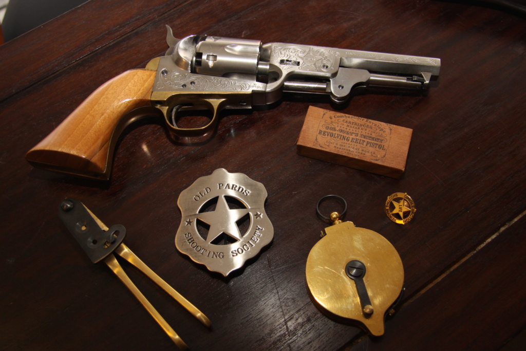 Colt 1851 Sheriff "La fiancée de Frankenstein" Img_2353