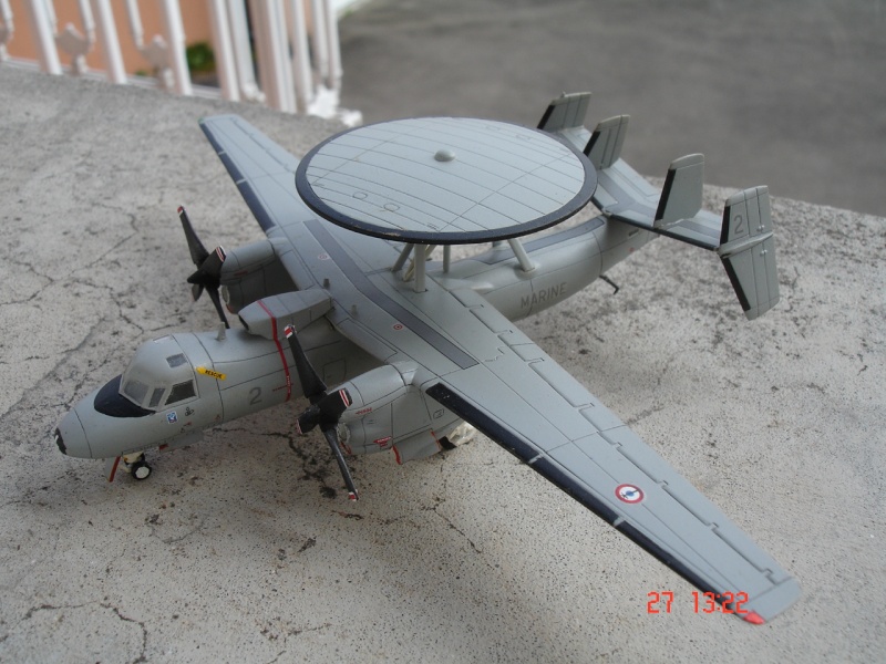 HAWKEYE E-2-C Revell 1/144 Dsc06410