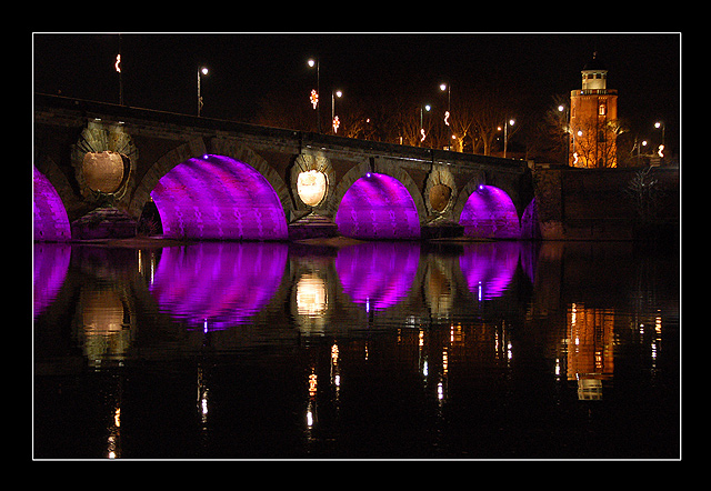 TOULOUSE BY NIGHT Nouvel essai + NOUVELLE SERIE Eall510