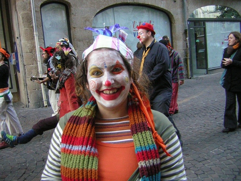 Photos armée des 12 clowns enfin ! Julie10