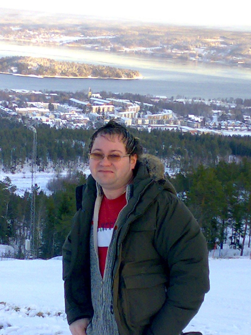 اخذنا هذه الصور في قمة جبل سندسفال في السويد 20071221