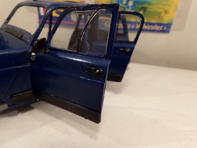 [1.24] renault 4  " sixtees" - Page 2 100_0345