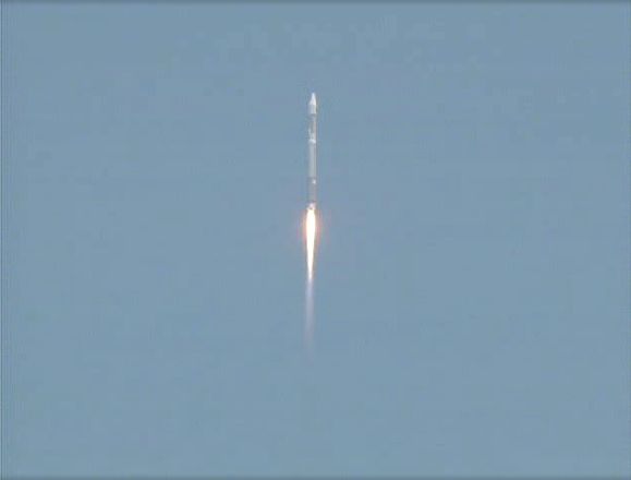 Atlas V 401 (SBIRS GEO 1) - 7.5.2011 Capt_142