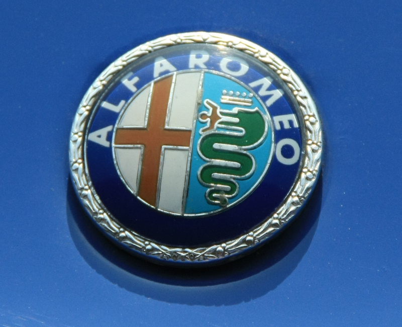 Histoire des logos Alfa et Alfa Romeo - Page 2 Logobo13