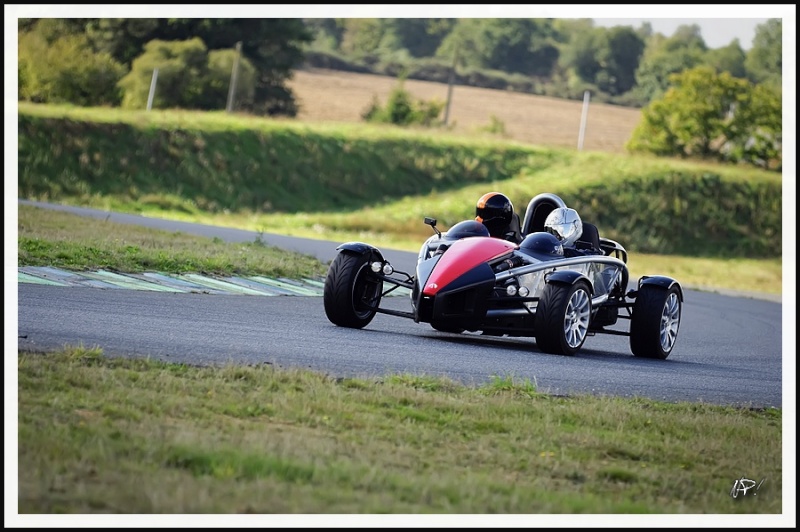 bonjour d'une ariel atom  Dsc72610