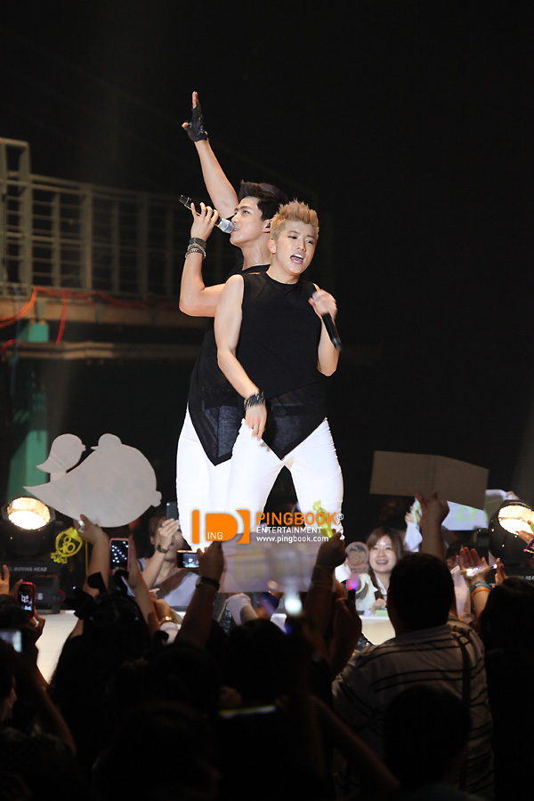 [22.04.11] PD Showtime Kpop Concert de bienfaisance (Thaïlande) 1412