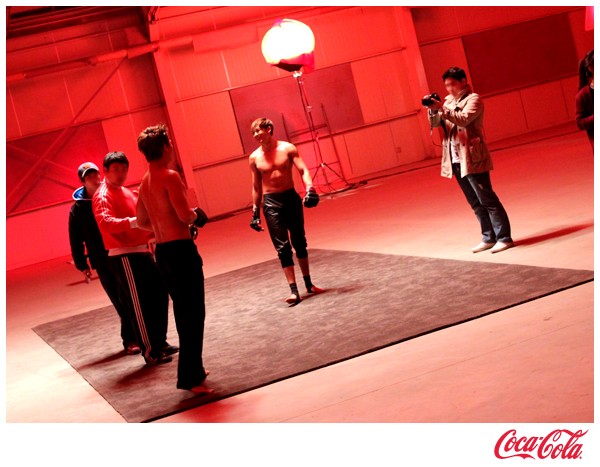 [09.06.11] [BTS] Coca Cola Zero : Khun, Taec 499