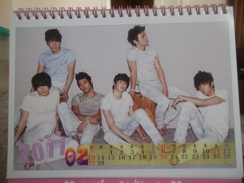 [11.04.11] 2PM - calendrier 2011/2012 Photo_12