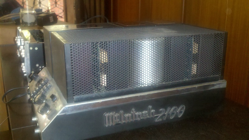 Mcintosh MC2100 100watts power amp (Used) Amp210