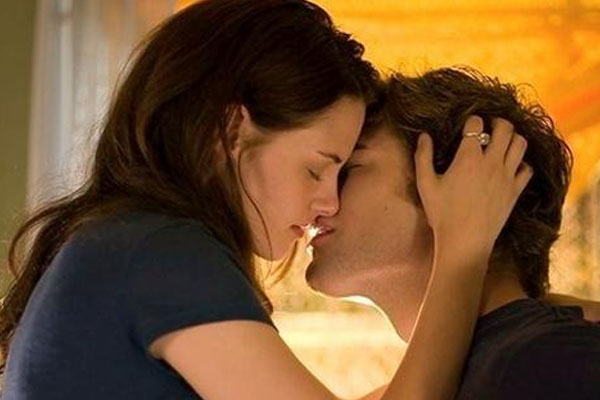 Confirman escenas de sexo en Breaking Dawn (Amanecer) Roombe10