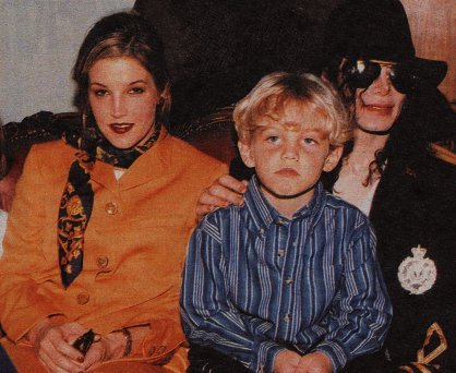 Michael Jackson e Lisa Marie Presley - Pagina 2 1459ks10