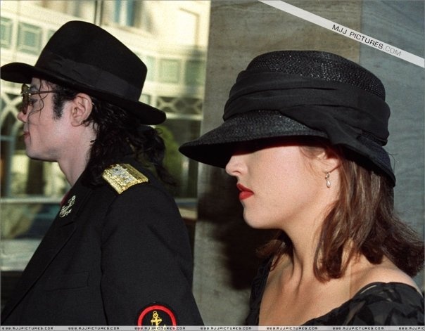 Michael Jackson e Lisa Marie Presley Untitl14