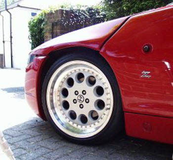 Alfa Romeo Llanta10
