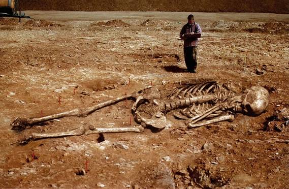 HALLAZGO ARQUEOLÓGICO GIGANTESCO EN GRECIA (INCREÍBLE)FOTOS 20010