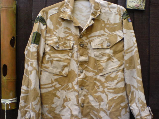 DPM Desert 42 commando -jacket and Trousers.  Dsc01833
