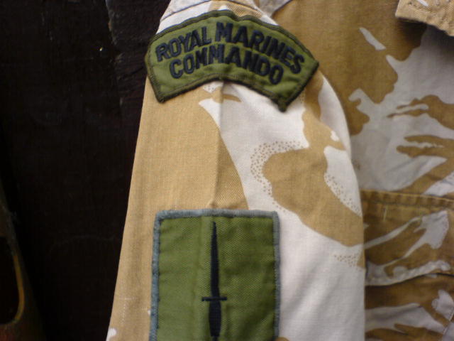 DPM Desert 42 commando -jacket and Trousers.  Dsc01835