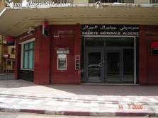 تقرير لبنك سوسييتي جنرال يشتم رموز الدولة ويصف الجزائريين بالعهر Soc10