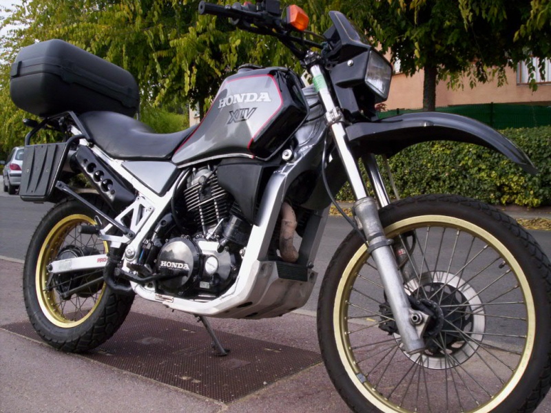 Je mets en vente ma Honda XLV 750 de 1987 Xlv-gr12