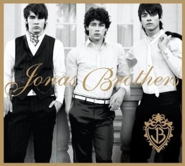 "Jonas Brothers" es el segundo disco más VENDIDO de Disney. Jonas_10