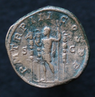 Le médailler de Caligula de Lugdunum - Page 6 Img_8215