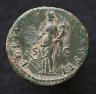 Le médailler de Caligula de Lugdunum - Page 6 Img_8217