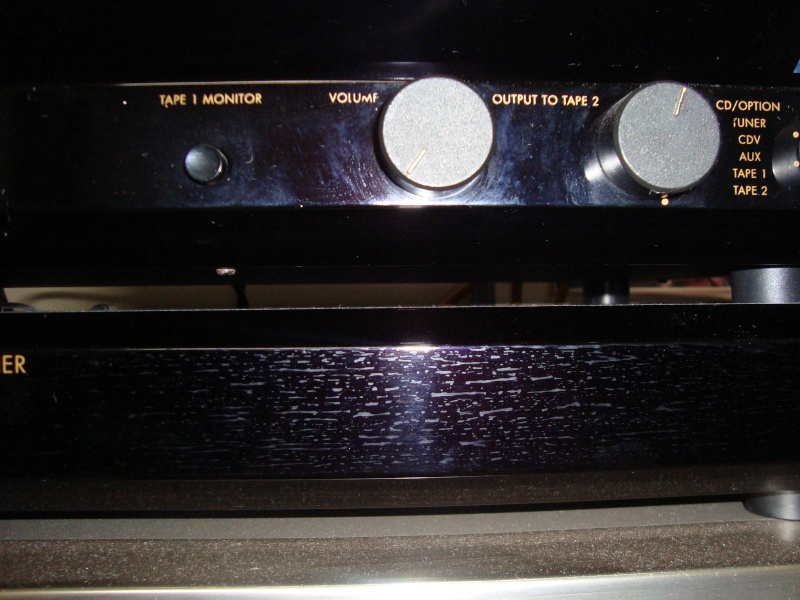 musical fidelity the preamp&typhoon power amp (used) Dsc03011