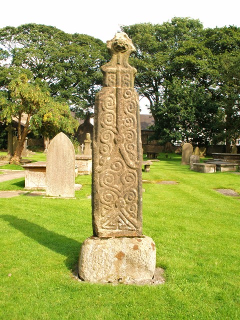 PRE-CONQUEST CROSSES IN WHALLEY CHURCHYARD, LANCASHIRE P8190610