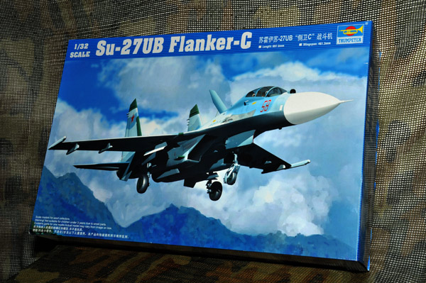 Sukhoi SU-27UB Flanker-C  1/32ème Trumpeter Dav_6721