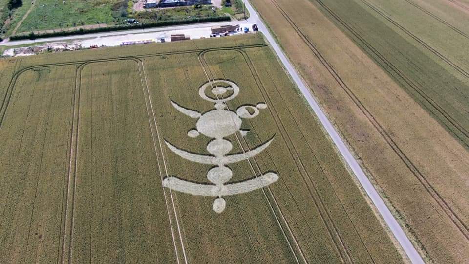 Ben voyons, un tutoriel pour savoir comment faire un crop circle sur YouTube ! Fb_img38