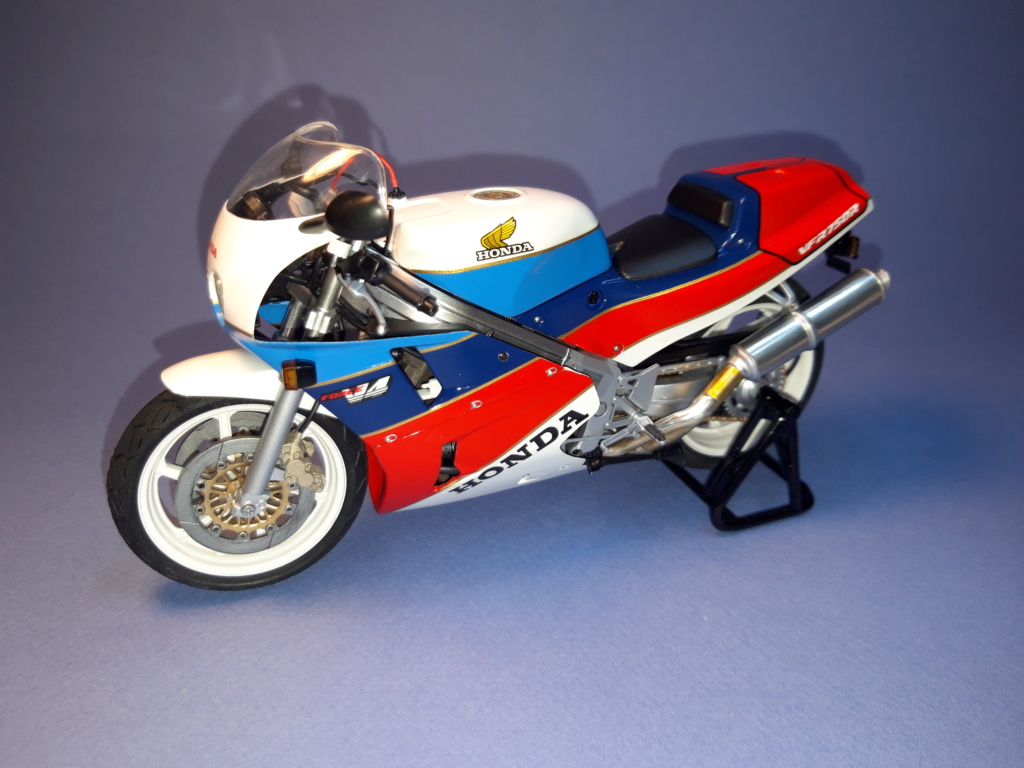 [TAMIYA] Honda RC-30 - 1/12 - Page 2 20190627