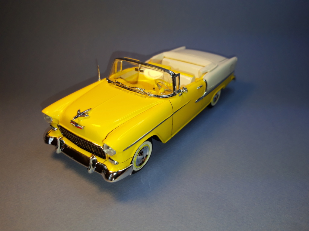 [REVELL] CHEVROLET 1955 convertible Réf 07686 - Page 3 20200340