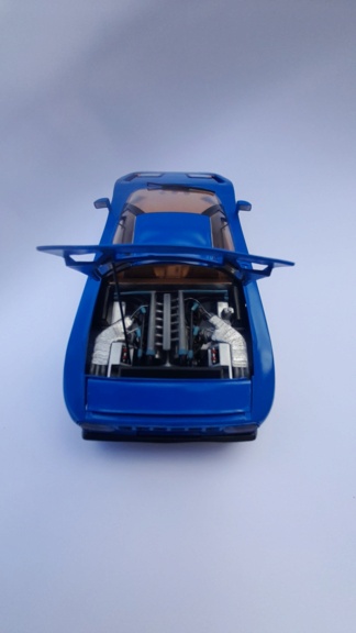 Bugatti EB110 Heller au 1/24 20230835