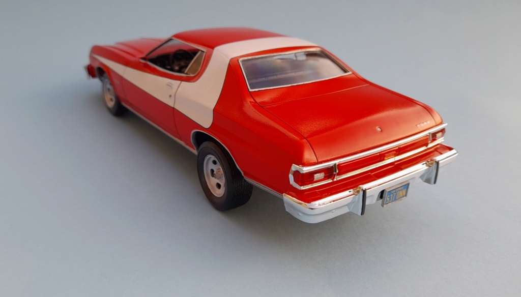 [Revell] 1/25 - Ford Grand Torino "Zebra 3"  20240434