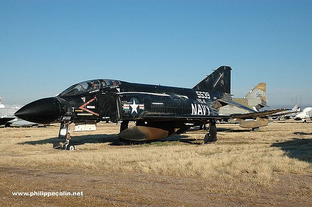 [HASEGAWA] McDONNELL F-4J PHANTOM II VX4 BLACK  PHANTOM Réf 01926 82edad10