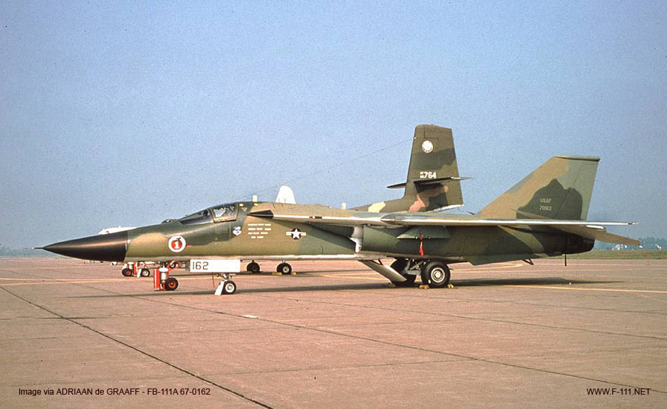 [HASEGAWA] GENERAL DYNAMICS F-111 AARDWARK 1/72ème Réf K35 / 04035 Fb111a10