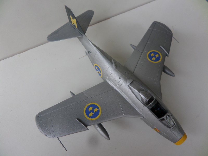 SAAB J29 E TUNAN Réf 260 - Page 2 J29_tu14
