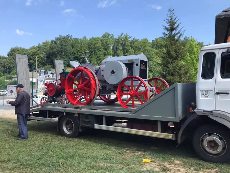 19 - DONZENAC  Expo tracteurs et moteurs anciens...6 et 7 Juillet 2019 65887710