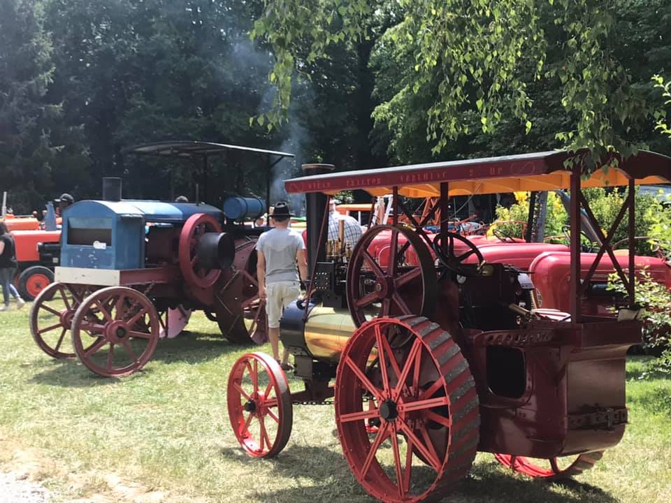 19 - DONZENAC  Expo tracteurs et moteurs anciens...6 et 7 Juillet 2019 66070310