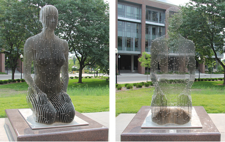 Une sculpture en passant... Aaa95