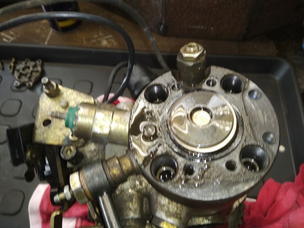 Démontage, remontage de la pompe rotative XUD Lucas roto diesel Img_1216
