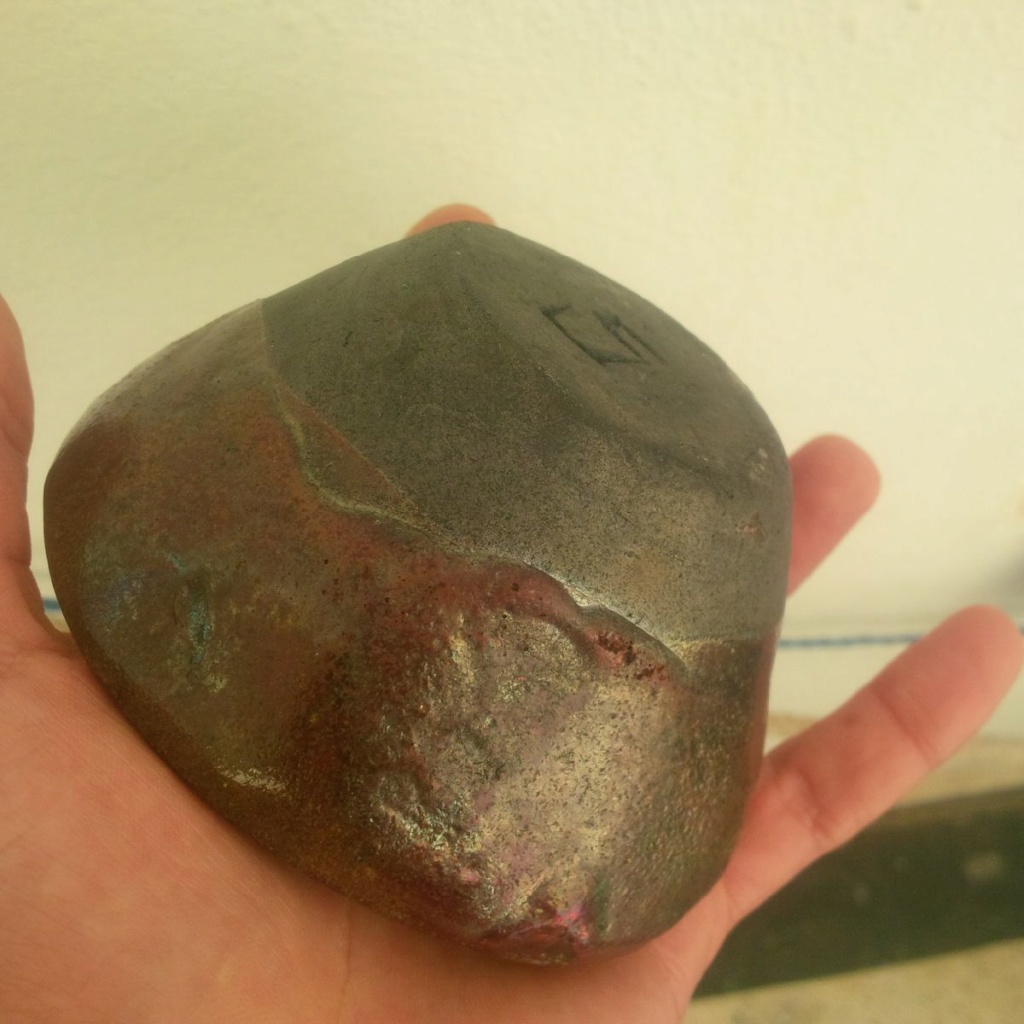 Ancien météorite bul? Img_2010