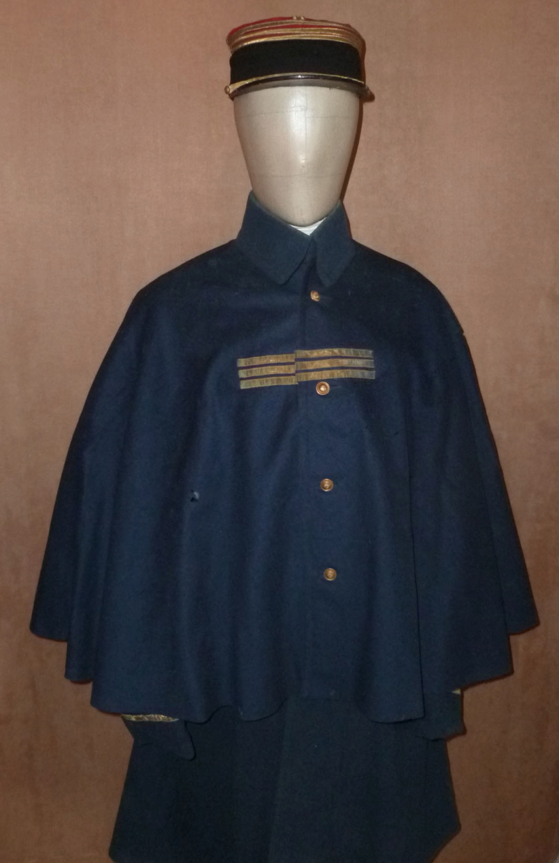 Le manteau officier à pèlerine modèle du 20 aout 1913  P1060414