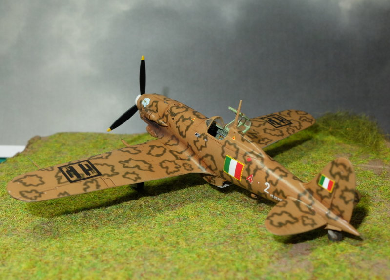 De la Reggia Aeronautica à l'ANR, les chasseurs de la série 5 : Macchi C205 Veltro (Italeri) et Fiat G55 Centuro (Sword) C205_410